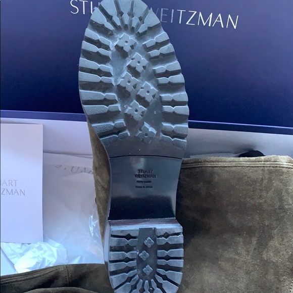 Stuart Weitzman “The Vanland” - Picture 7 of 8